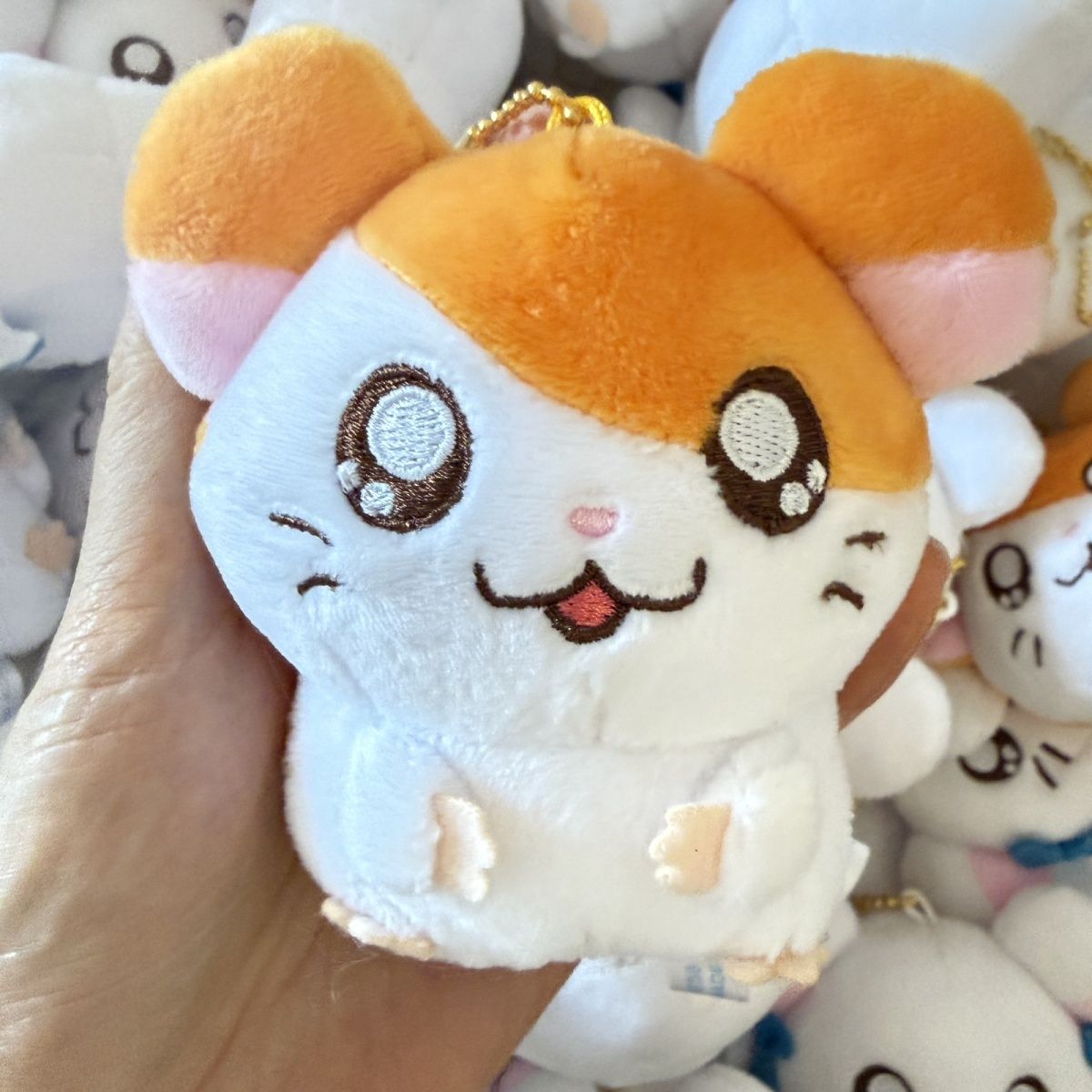 Cute Hamtaro Bijou Hugging Plu - Men Keychain Accessories review and price